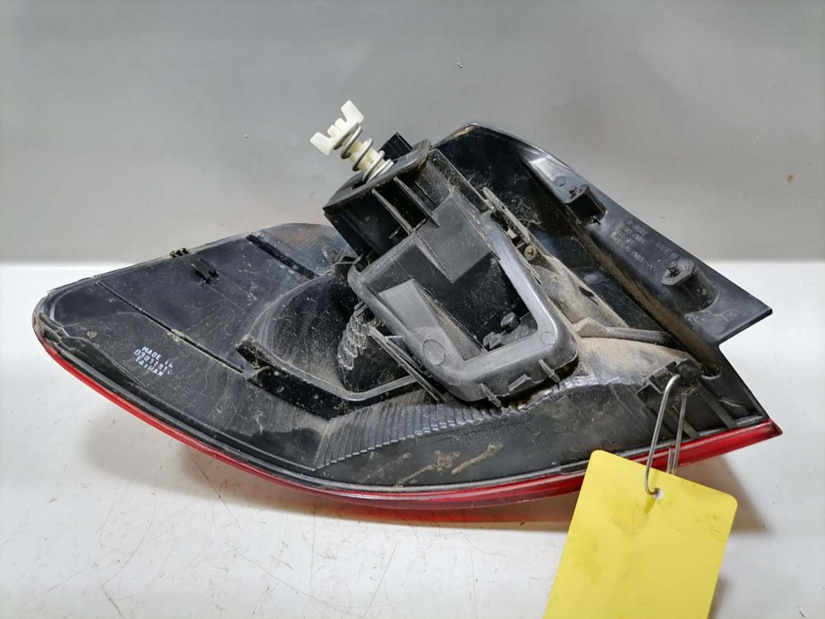 VW Golf 6 Rücklicht Rückleuchte Schlussleuchte rechts Fließheck Bj.2011 Zubehör VW Golf 6 Rücklicht Rückleuchte Schlussleuchte rechts Fließheck Bj.2011 Zubehör